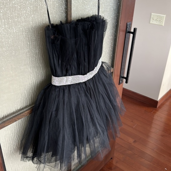 Bronx and Banco Anna mini dress in black size Medium nwt - Picture 7 of 14